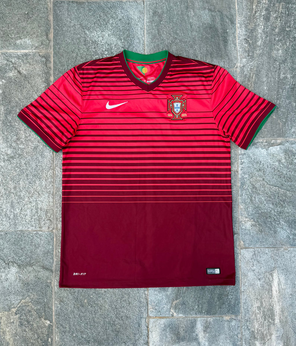 RED NIKE PORTUGAL JERSEY SIZE L/XL