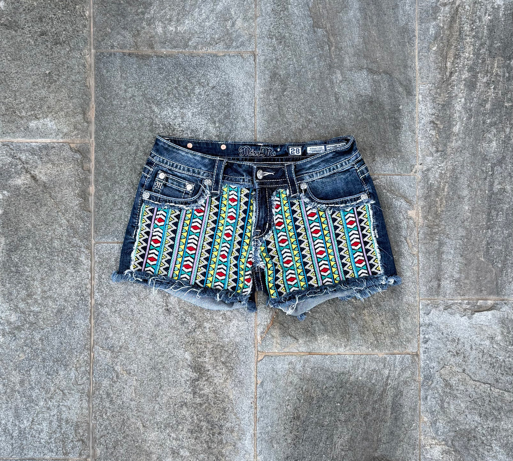 COLOURFUL MISS ME HOTPANTS SIZE S (W)